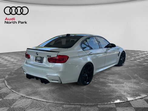Used 2018 BMW M3 CS RWD image 5