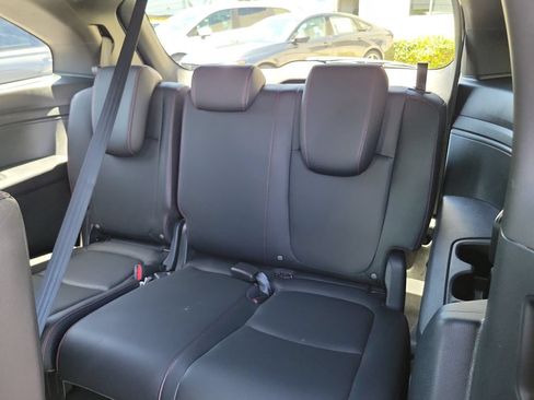 Certified 2023 Honda Odyssey Sport image 18