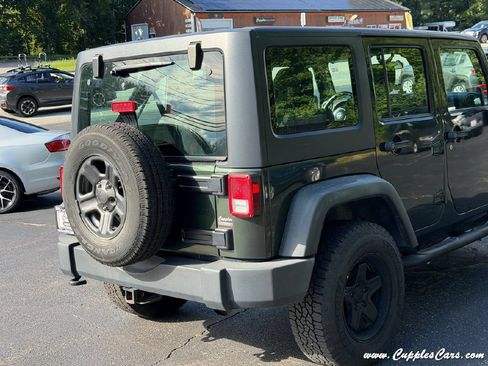 Used 2011 Jeep Wrangler Unlimited Sport AWD/4WD image 31