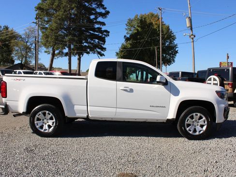 Used 2022 Chevrolet Colorado LT w/ Fleet Safety Package AWD/4WD image 6