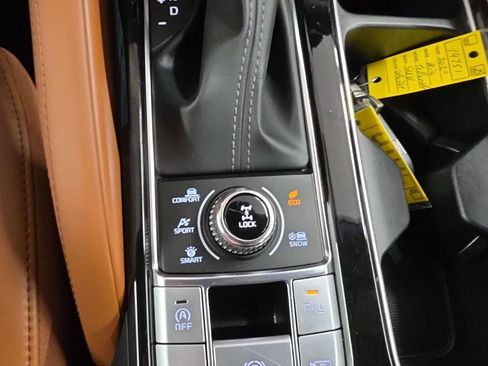 Used 2025 Kia Telluride SX Prestige X-Line AWD/4WD image 11