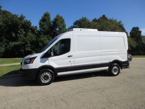 Used 2021 Ford Transit 250 Medium Roof w/ Load Area Protection Package RWD image 23