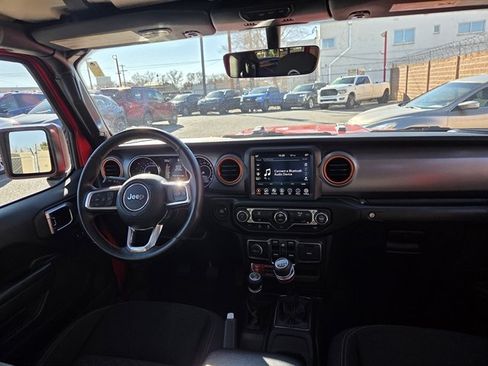 Used 2022 Jeep Gladiator Mojave image 5