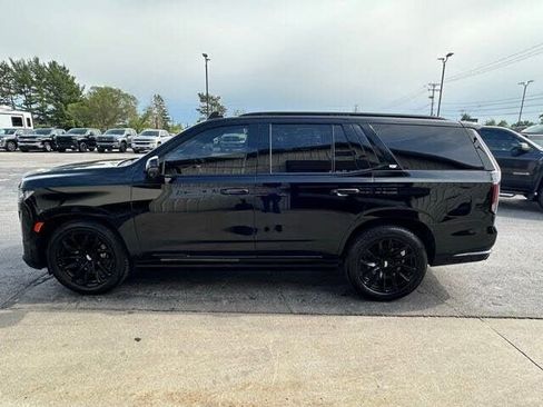 Used 2022 Cadillac Escalade Sport w/ Touring Package AWD/4WD image 6