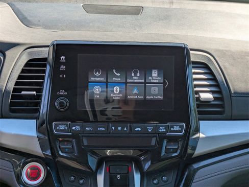 Used 2018 Honda Odyssey Elite image 19