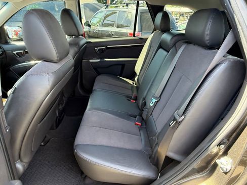 Used 2011 Hyundai Santa Fe SE AWD/4WD image 11