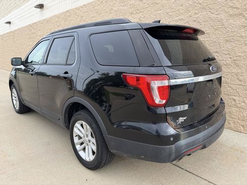 Used 2017 Ford Explorer 4WD image 4