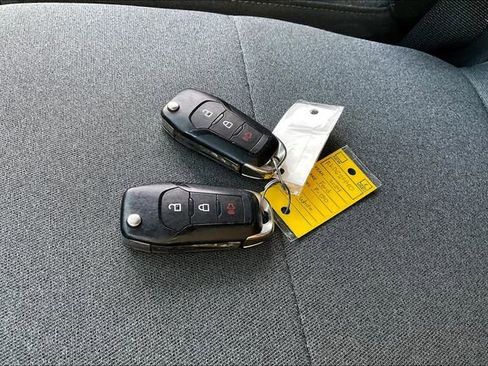 Used 2024 Ford F150 XLT image 10