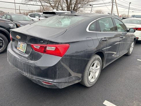 Used 2023 Chevrolet Malibu LT image 3