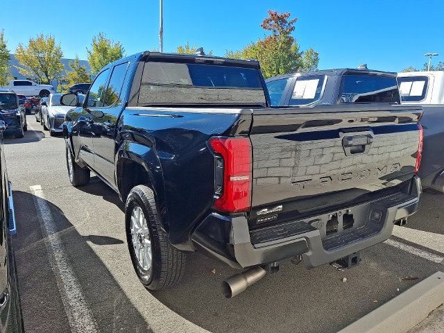 Used 2026 Toyota Tacoma SR5 AWD/4WD image 6