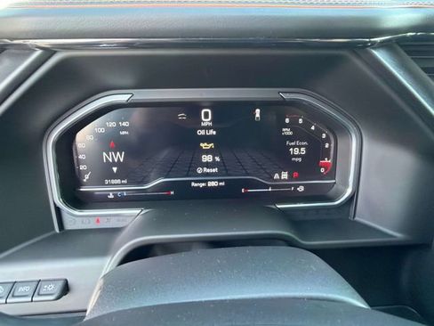 Used 2024 GMC Sierra 1500 AT4 w/ Technology Package image 30