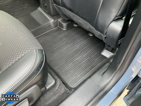 Used 2025 Ford Escape SE image 49