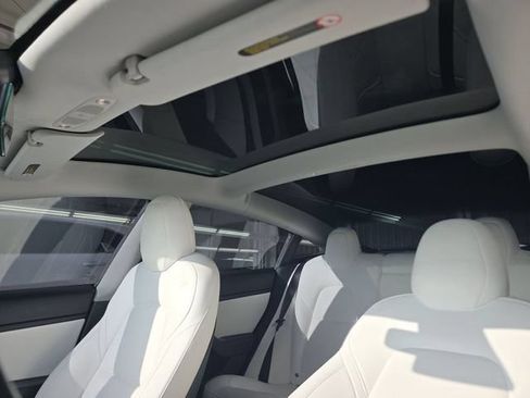 Used 2020 Tesla Model 3 AWD/4WD image 3