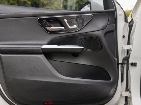 Used 2023 Mercedes-Benz GLC 300 image 42