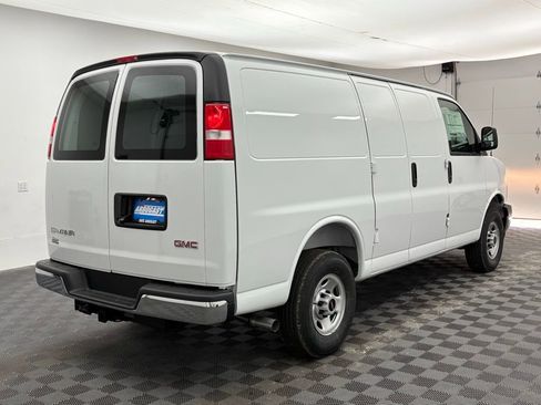 New 2025 GMC Savana 2500 w/ Driver Convenience Package RWD image 5