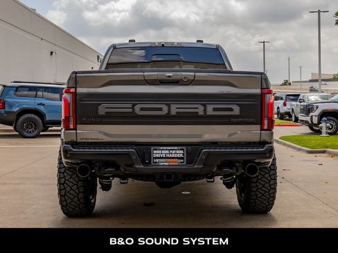 Used 2025 Ford F150 Raptor AWD/4WD image 8