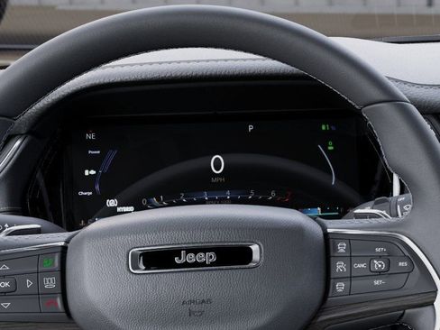 New 2025 Jeep Grand Cherokee Limited 4xe AWD/4WD image 17