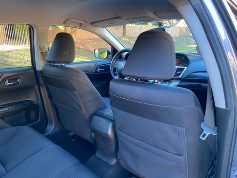 Used 2015 Honda Accord Sport image 38