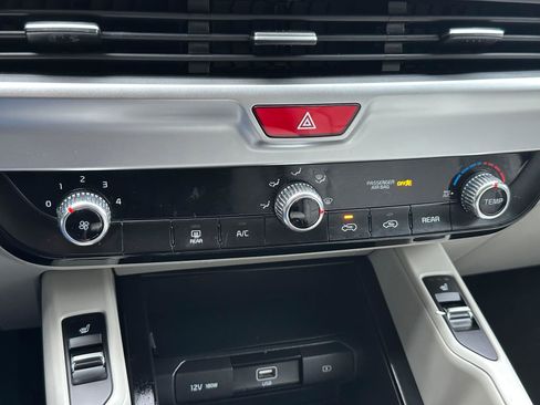 Used 2020 Kia Telluride S image 28