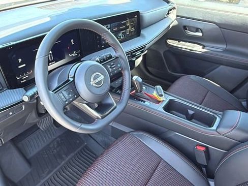 New 2025 Nissan Kicks SR image 10