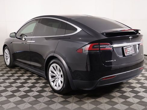 Used 2017 Tesla Model X 75D image 9
