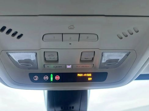 Used 2019 Cadillac XT5 Luxury image 28