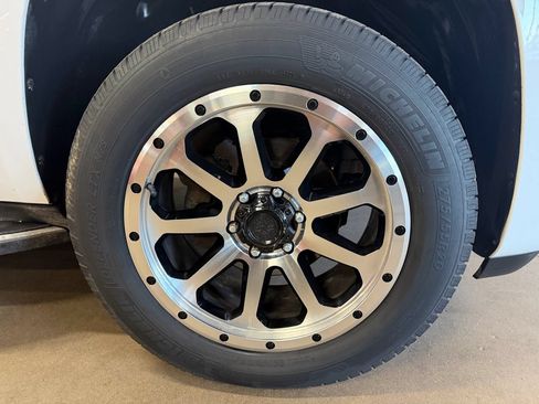 Used 2012 GMC Yukon Denali AWD/4WD image 33