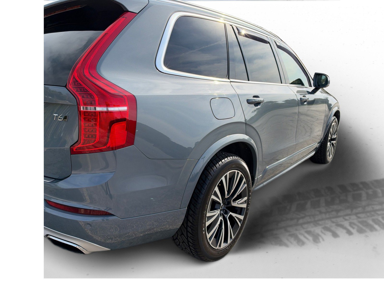 Used 2020 Volvo XC90 T6 Momentum w/ Protection Package Premier AWD/4WD image 10