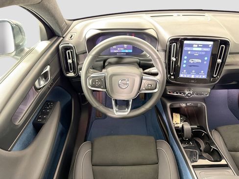 Certified 2023 Volvo C40 P8 Recharge Plus AWD/4WD image 23