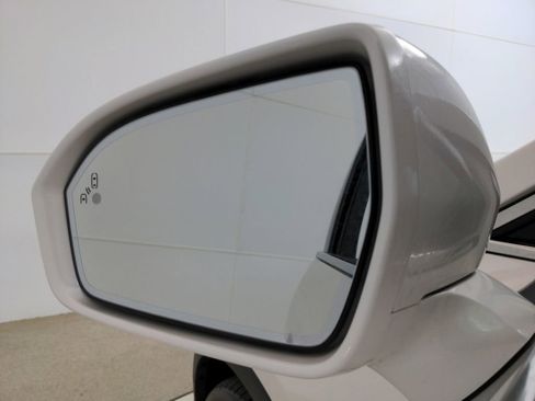 Used 2018 Lincoln MKC Reserve image 16