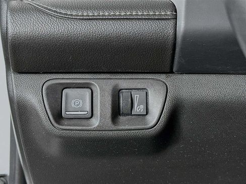 Used 2020 GMC Acadia SLT image 10