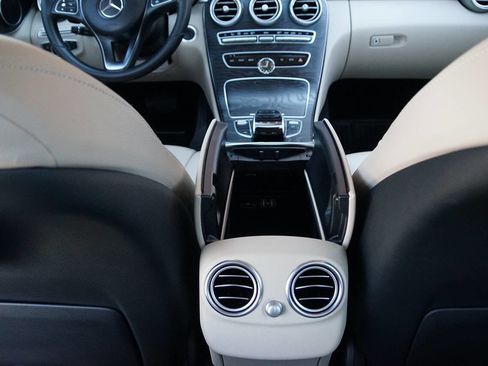 Used 2016 Mercedes-Benz C 300 Sedan image 32