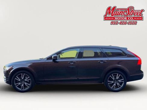 Used 2017 Volvo V90 T6 Cross Country AWD/4WD image 4