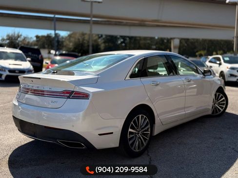 Used 2020 Lincoln MKZ image 7