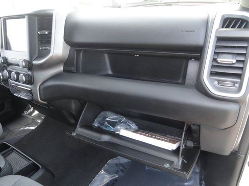 Used 2020 RAM 1500 Big Horn AWD/4WD image 20