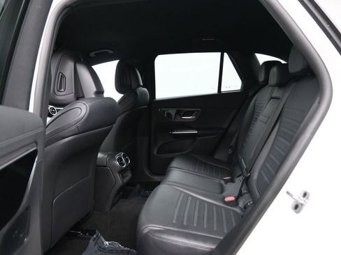 Used 2023 Mercedes-Benz GLC 300 image 23