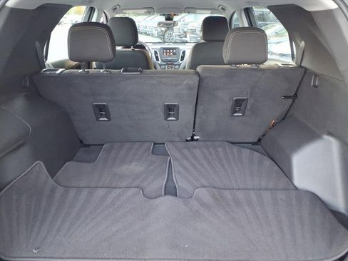 Used 2022 Chevrolet Equinox LS image 25