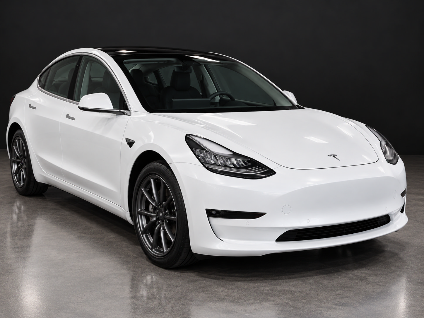Used 2019 Tesla Model 3 Standard Range Plus RWD image 3