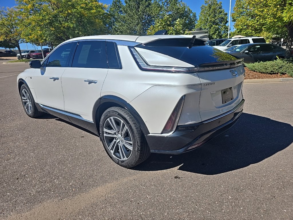 Used 2024 Cadillac Lyriq Luxury w/ LPO, Floor Liner Package AWD/4WD image 3