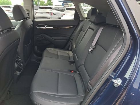 Certified 2025 Kia Seltos EX AWD/4WD image 10
