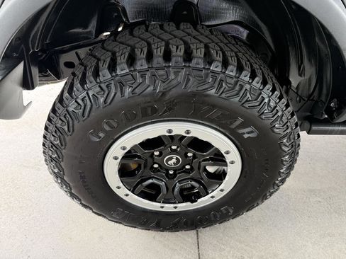 Used 2023 Ford Bronco Badlands w/ Sasquatch Package AWD/4WD image 53