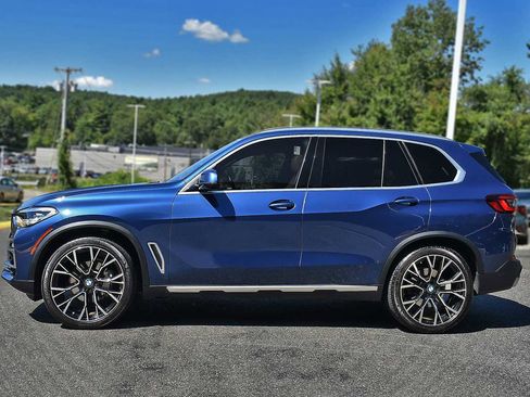 Used 2021 BMW X5 xDrive40i w/ Premium Package image 4