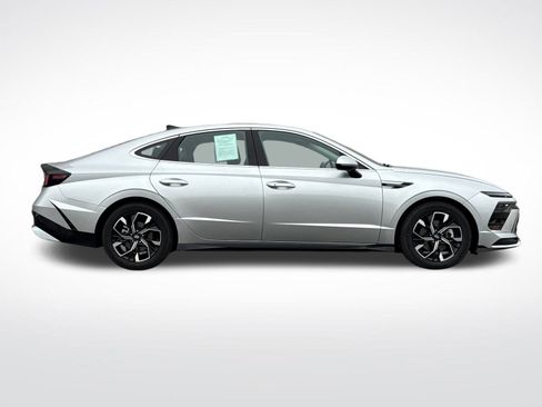 Certified 2024 Hyundai Sonata SEL image 2