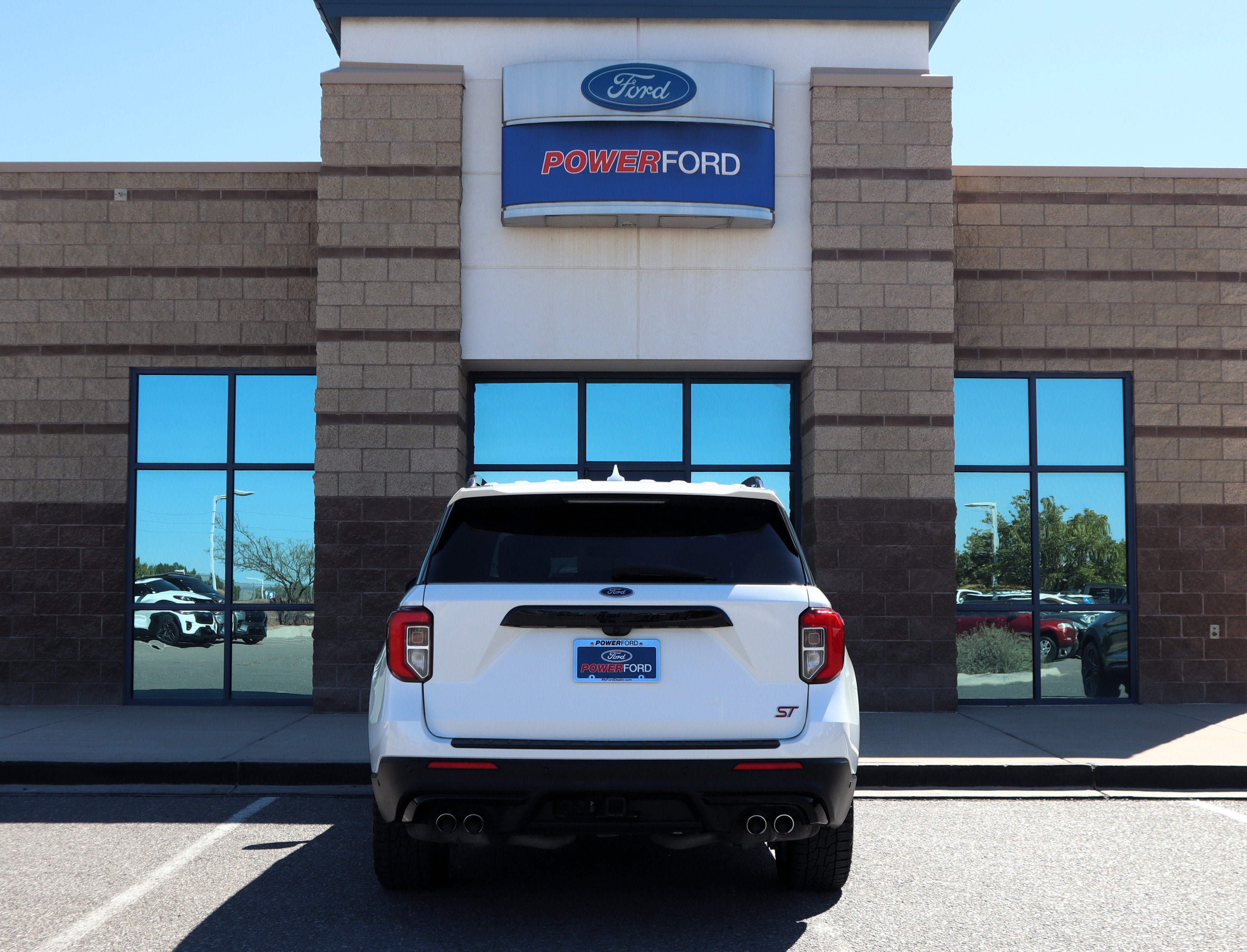 Used 2020 Ford Explorer ST w/ Premium Technology Package AWD/4WD image 7