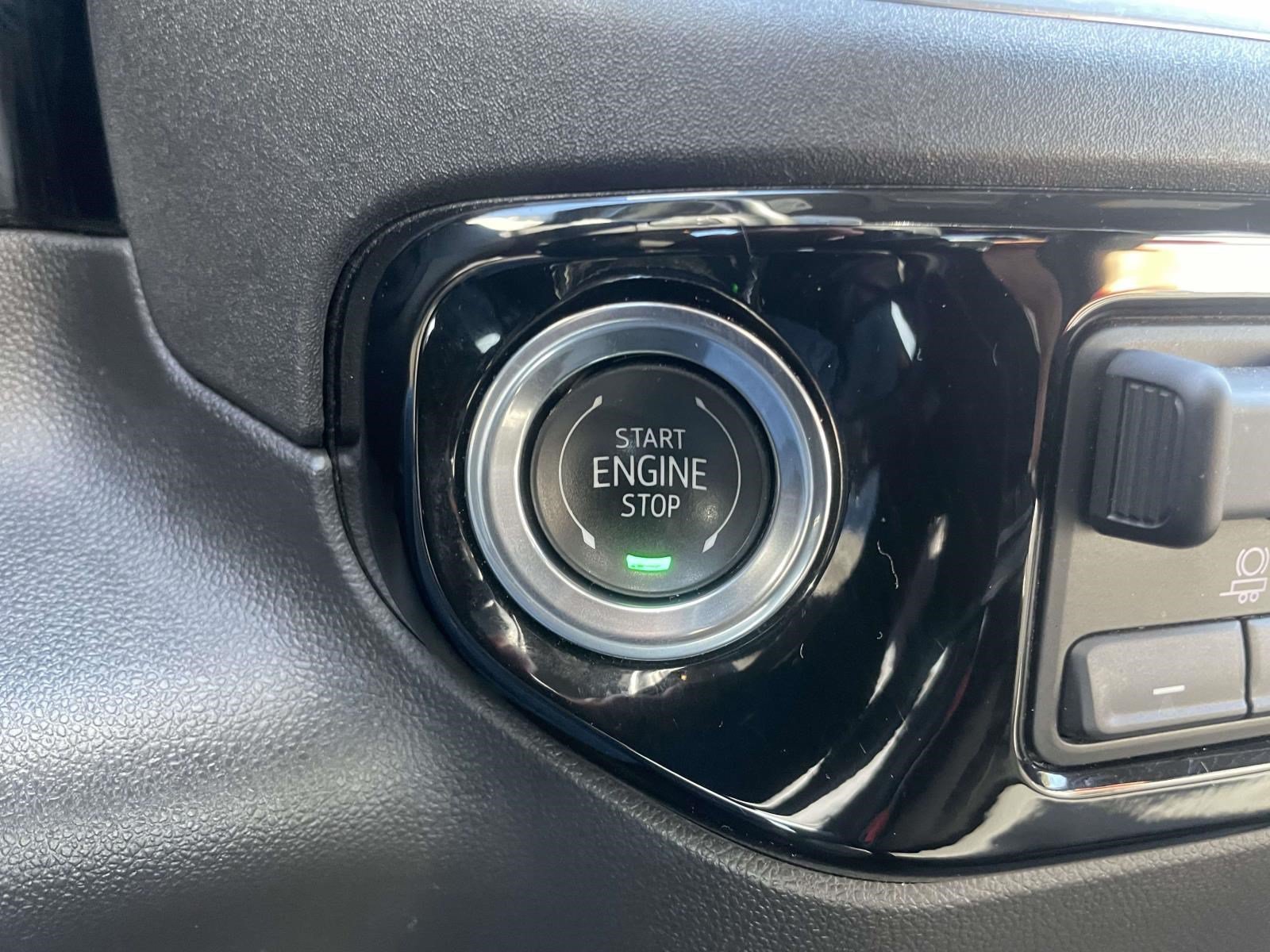 Used 2025 GMC Sierra 1500 SLT RWD image 24