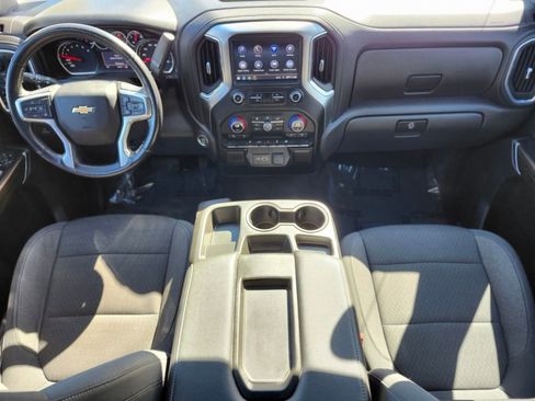 Used 2021 Chevrolet Silverado 1500 LT image 10