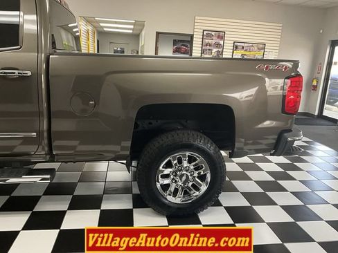 Used 2015 Chevrolet Silverado 2500 LTZ w/ Duramax Plus Package AWD/4WD image 8