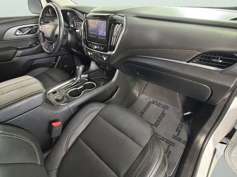 Used 2020 Chevrolet Traverse Premier FWD image 36
