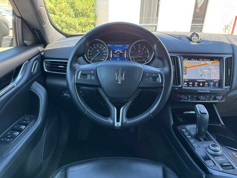 Used 2019 Maserati Levante AWD/4WD image 17