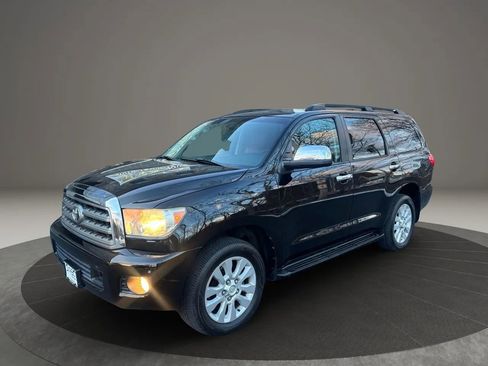 Used 2015 Toyota Sequoia Platinum image 9